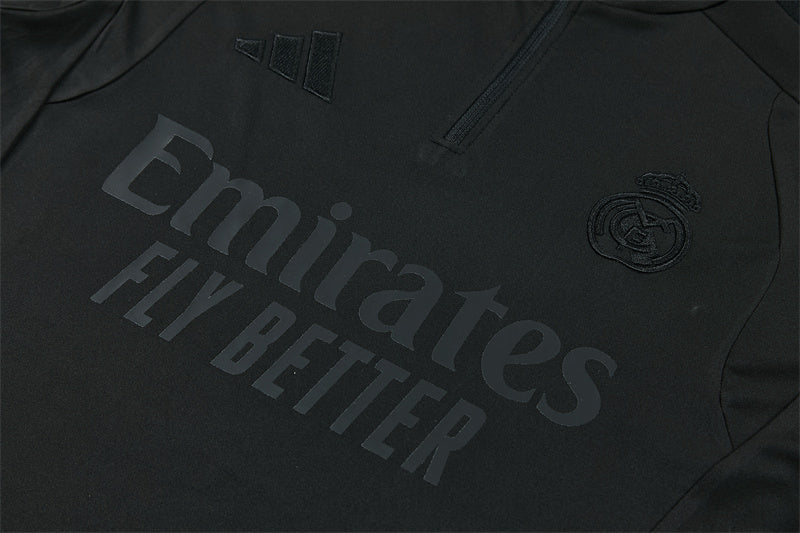 Conjunto Real Madrid 2026/2027 – Negro Total Entrenamiento