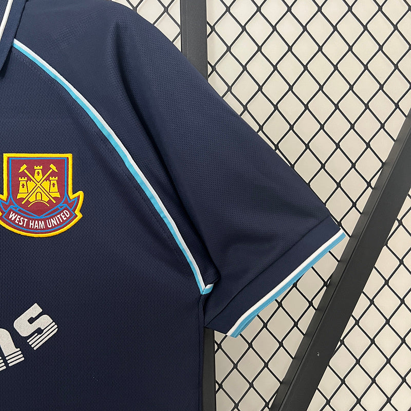 Camiseta West Ham United Visitante 2000-01 – Fila Dr. Martens