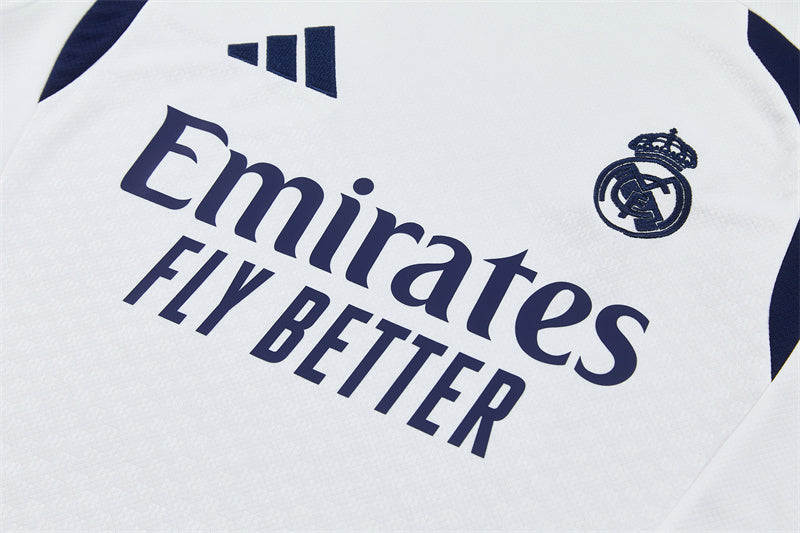 Conjunto Real Madrid 2026/2027 – Blanco Entrenamiento