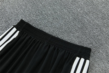 Chándal Alemania 2025/2026 – Conjunto de Entrenamiento Negro con Detalles Tricolor