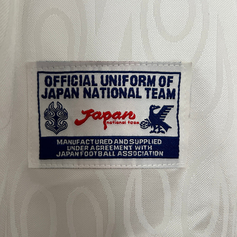 Camiseta Retro Japón 1998 – Segunda Equipación “White Flames”