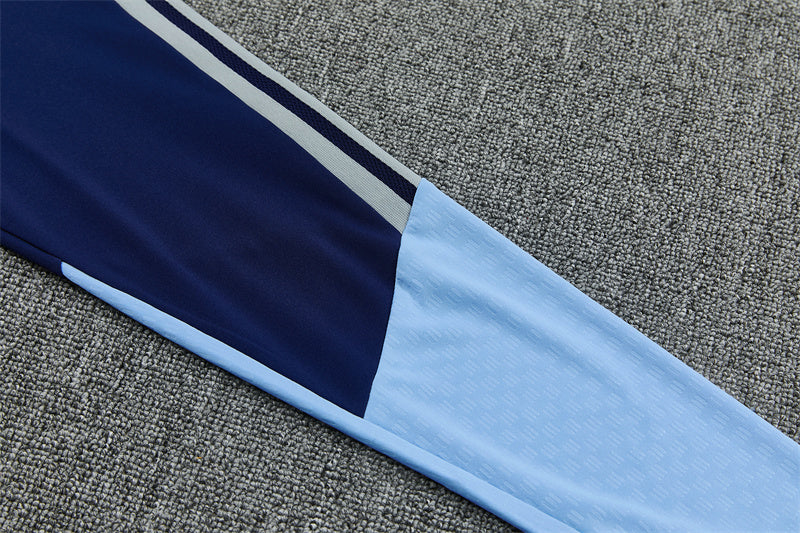Chándal Ajax Azul Marino y Celeste – Adidas – Conjunto de Entrenamiento