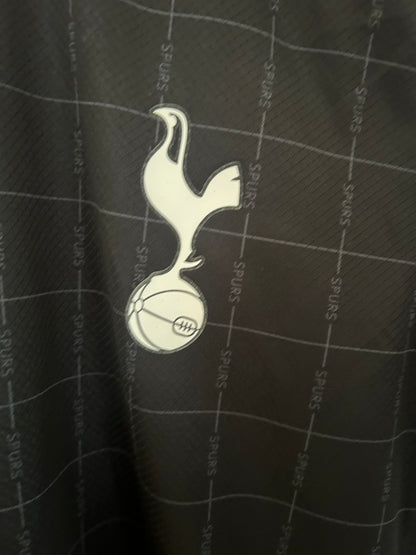 CAMISETA TOTTENHAM HOTSPUR 25/26 – THIRD KIT “LONDON SHADOW”