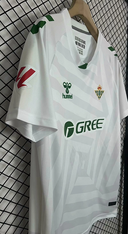 Camiseta Portero Real Betis Blanca – Temporada 2025/26 (Oficial Hummel)
