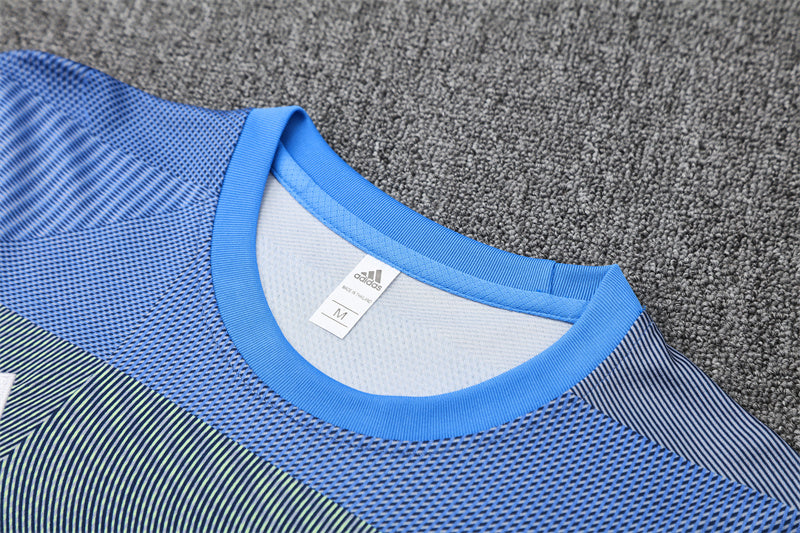 Set Oficial Real Madrid Edición Especial 25/26 – Arte Digital en Azul Galáctico