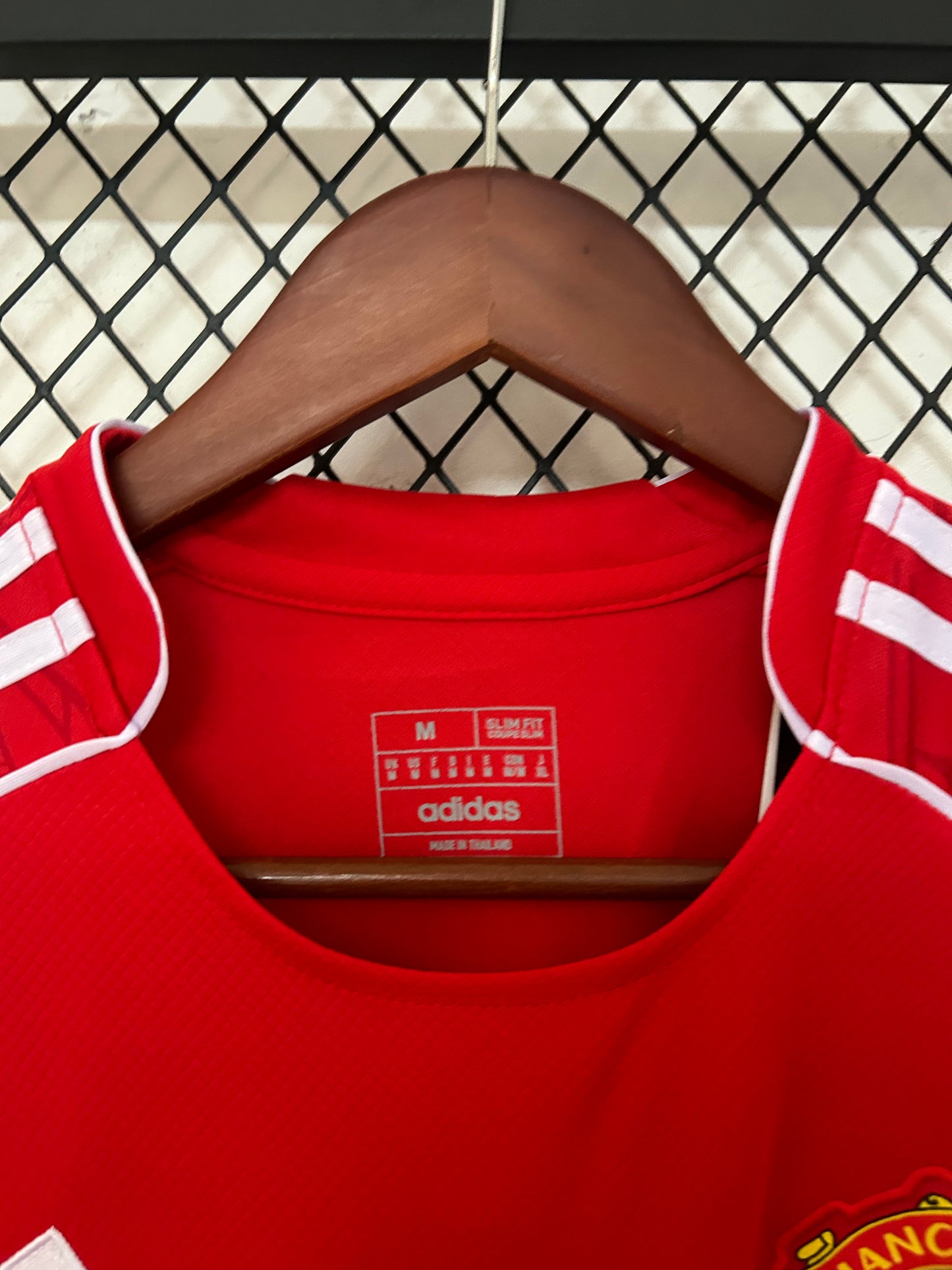 MANCHESTER UNITED 2025 – CAMISETA LOCAL