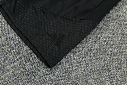 Conjunto Liverpool FC Entrenamiento Negro – Camiseta + Pantalón Corto