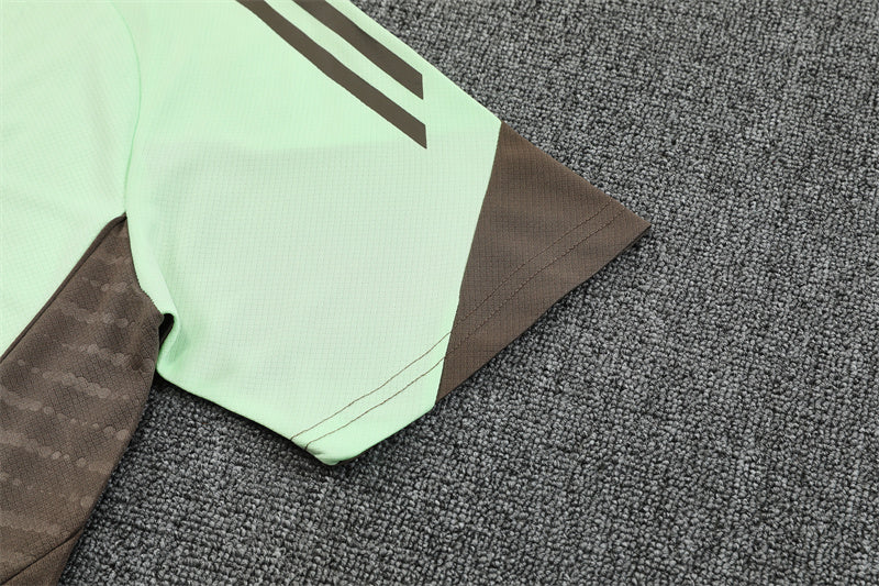 REAL MADRID – CONJUNTO DE ENTRENAMIENTO VERDE MENTA 2025/26