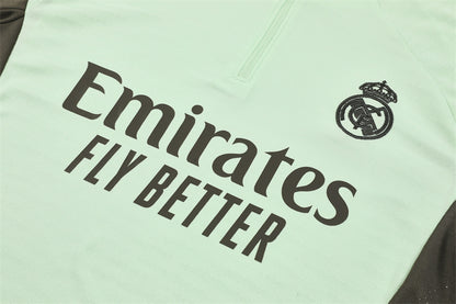 Real Madrid 25/26 – Chándal de entrenamiento verde menta con gris oscuro