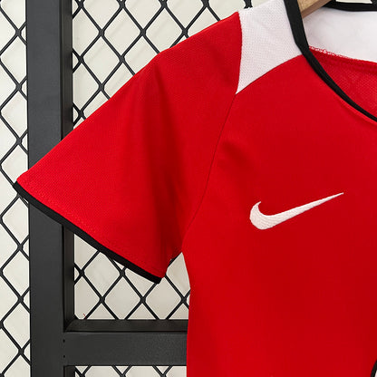 Conjunto Manchester United Kids Nike – Vodafone Home Kit (2004-2006)