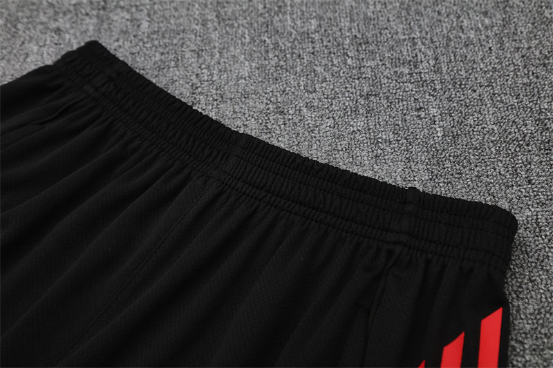 Set Oficial Bayern Múnich Cuarta Equipación 25/26 – Estilo Militar, Espíritu de Campeón