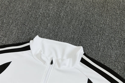 Chándal Liverpool Blanco y Negro 2026/27 – Adidas – Conjunto de Entrenamiento