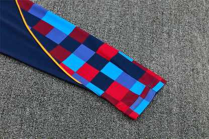 Chándal FC Barcelona Cuadros Azul y Granate – Nike – Conjunto de Entrenamiento