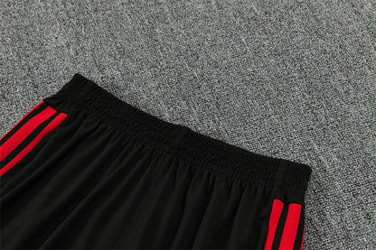 Chándal Manchester United Rojo y Negro 2026/27 – Adidas – Conjunto de Entrenamiento