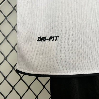 Conjunto Infantil Manchester United Final Champions League 2011 – AON by Nike