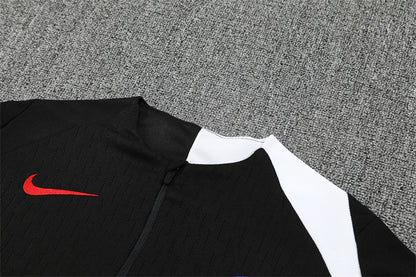 Paris Saint-Germain temporada 25/26 – Versión negra