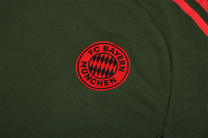 Set Oficial Bayern Múnich Cuarta Equipación 25/26 – Estilo Militar, Espíritu de Campeón