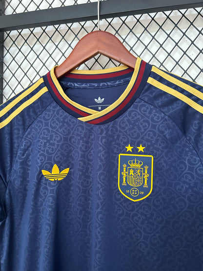 Camiseta España Edición Especial 26/27 – Azul Marino y Dorada