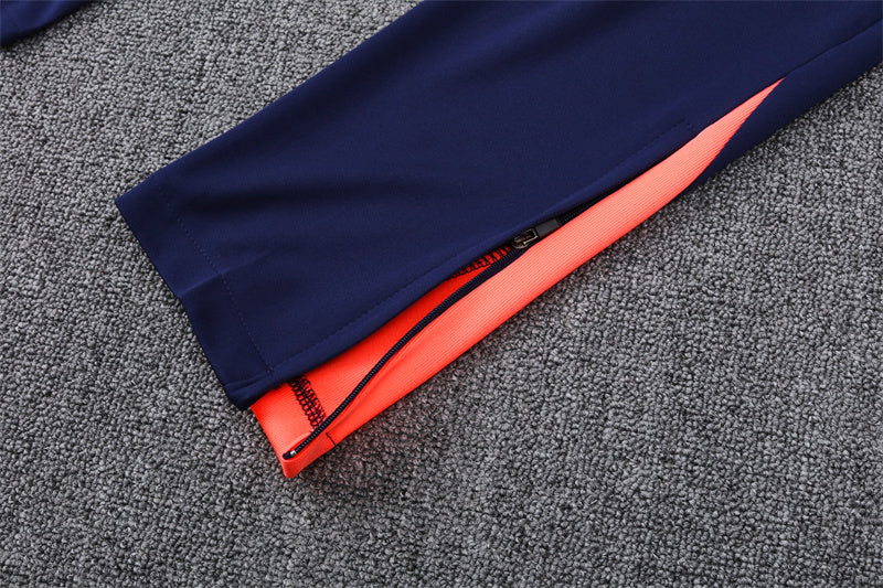 Chándal FC Barcelona - Elegancia Azul y Coral