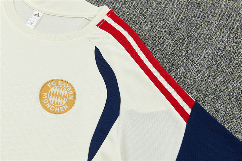 Conjunto Bayern Múnich Entrenamiento Blanco 26/27