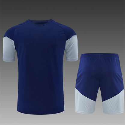 Conjunto Real Madrid 2026/2027 – Azul Entrenamiento
