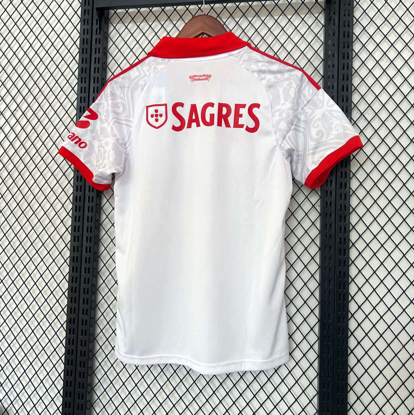 Camiseta Benfica Blanca 2026/27 – Adidas – Emirates Fly Better