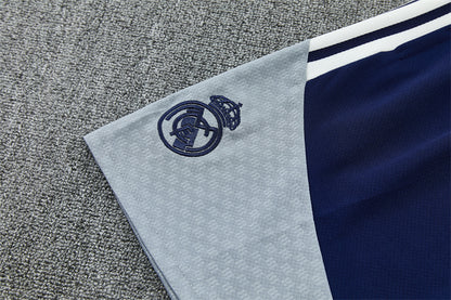 Conjunto Real Madrid 2026/2027 – Blanco Entrenamiento