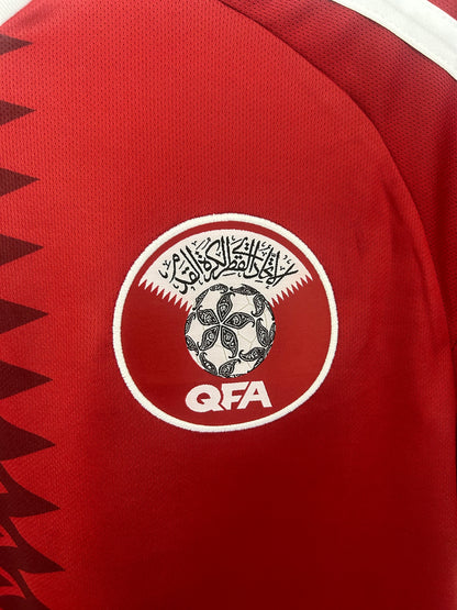 Camiseta Qatar 2025/2026 Local – Granate Oficial