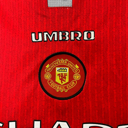 Conjunto Manchester United Kids Umbro – “Theatre of Dreams” Edición Clásica