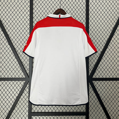 Camiseta Inglaterra Local 2001-2003 – Umbro Oficial