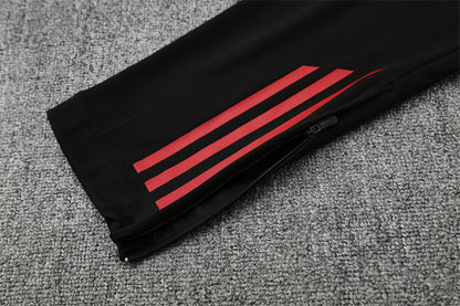 LIVERPOOL FC – KIT DE ENTRENAMIENTO 2025/26