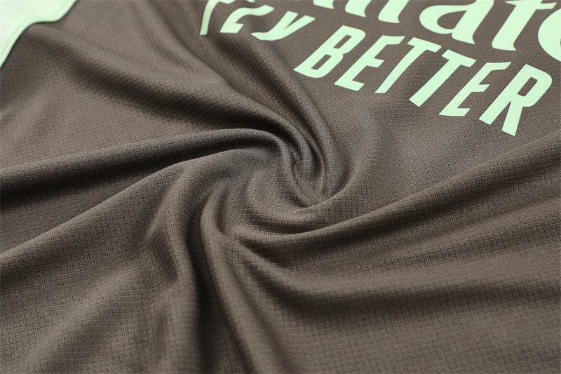 REAL MADRID – CONJUNTO DE ENTRENAMIENTO MARRÓN 2025/26