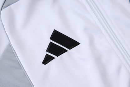 Chándal Real Madrid 2025/2026 – Blanco Perla Adidas