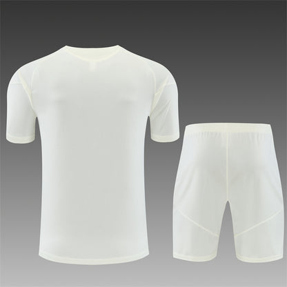 Conjunto Real Madrid Entrenamiento Blanco y Rosa 26/27