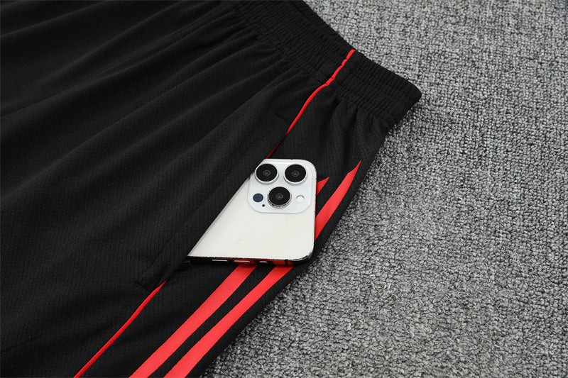 Ajax 25/26 – Blanco con detalles rojo y negro