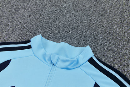 Chándal Argentina 2025/2026 – Conjunto de Entrenamiento Celeste Oficial