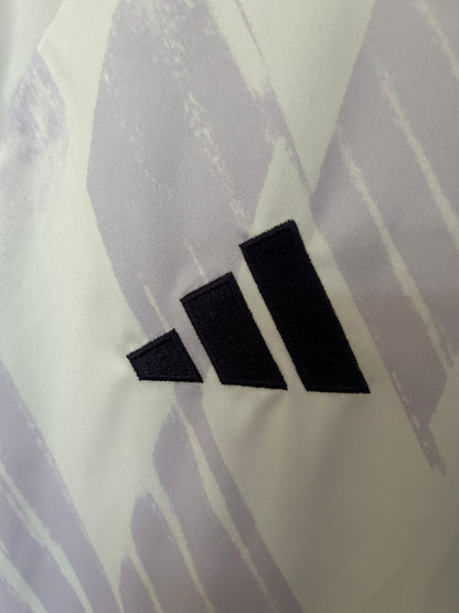 MANCHESTER UNITED 2025 – CAMISETA ALTERNATIVA