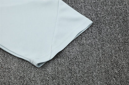 Set Oficial Japón Segunda Equipación 25/26 – Minimalismo Nipón, Máxima Precisión