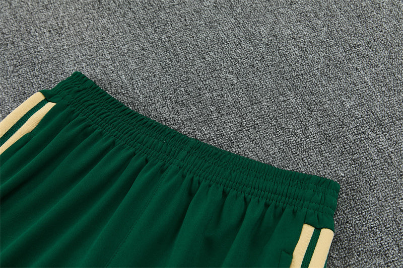 Chándal Italia 2025/2026 – Conjunto de Entrenamiento Blanco y Verde Edición Premium