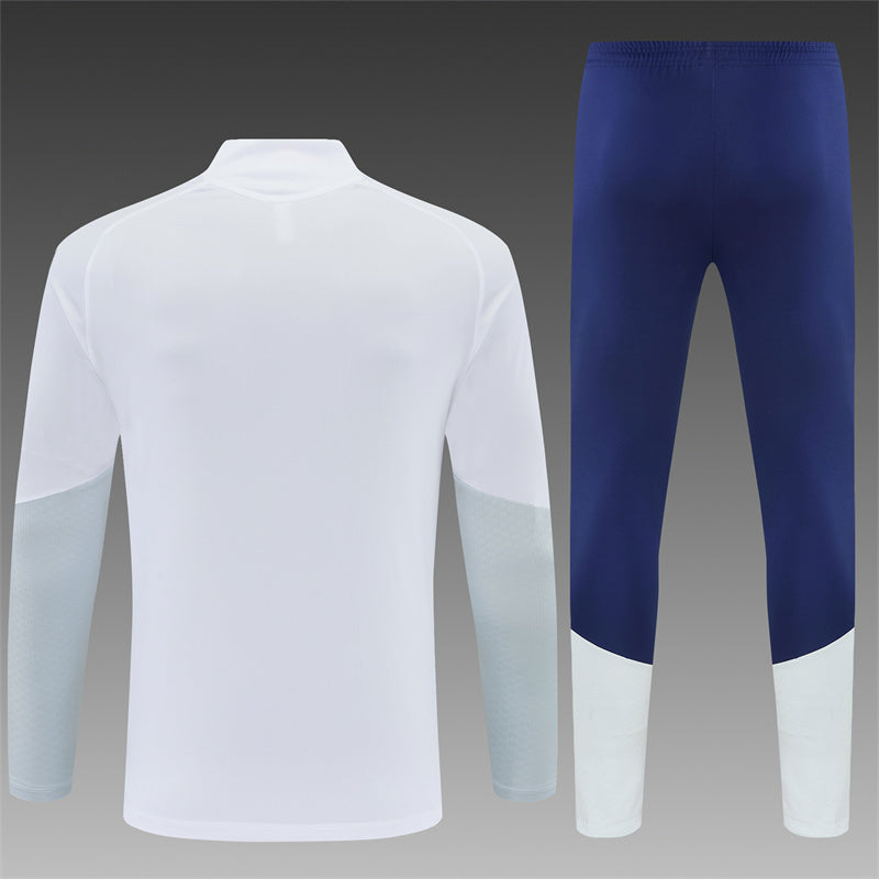 Conjunto Real Madrid 2026/2027 – Blanco Entrenamiento