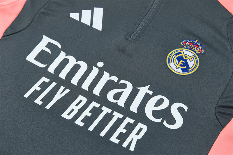 Chándal Real Madrid Entrenamiento 26/27 – Gris Oscuro y Coral