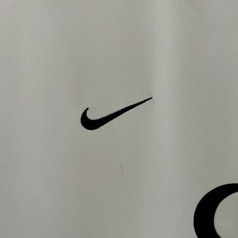 Camiseta Manchester United Away Nike – Vodafone (2002-2004)