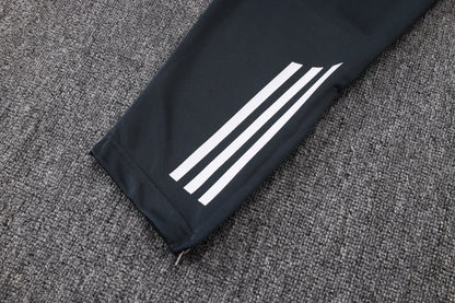 Chándal Real Madrid 2025/2026 – Elegancia Merengue