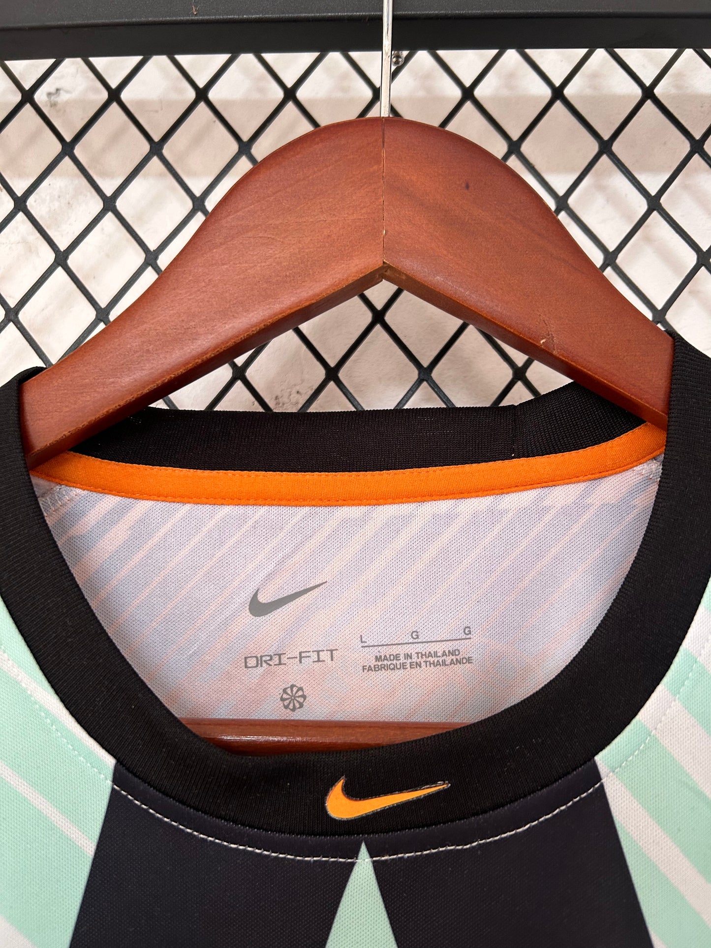 Camiseta Francia 2025/2026 Edición Especial – Diseño Multicolor