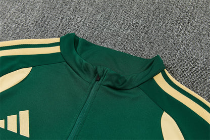 Conjunto Real Madrid 2026/2027 – Verde/Beige Entrenamiento
