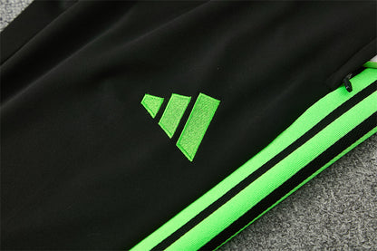 Chándal México 2025/2026 – Conjunto de Entrenamiento Negro con Detalles Verde Neón