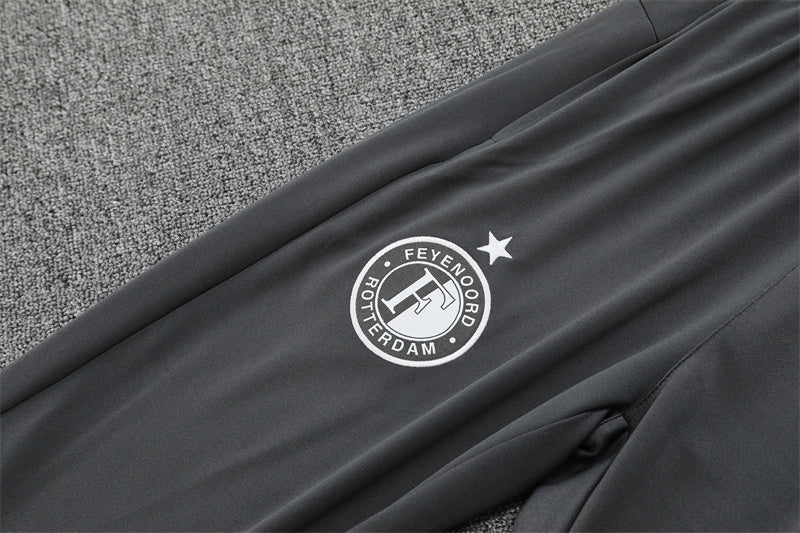 FEYENOORD ROTTERDAM – KIT DE ENTRENAMIENTO 2025/26