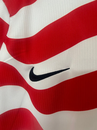 Camiseta USA 2025/2026 Local – Diseño Ondas Roja y Blanca