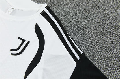 Conjunto Juventus Entrenamiento Blanco 26/27