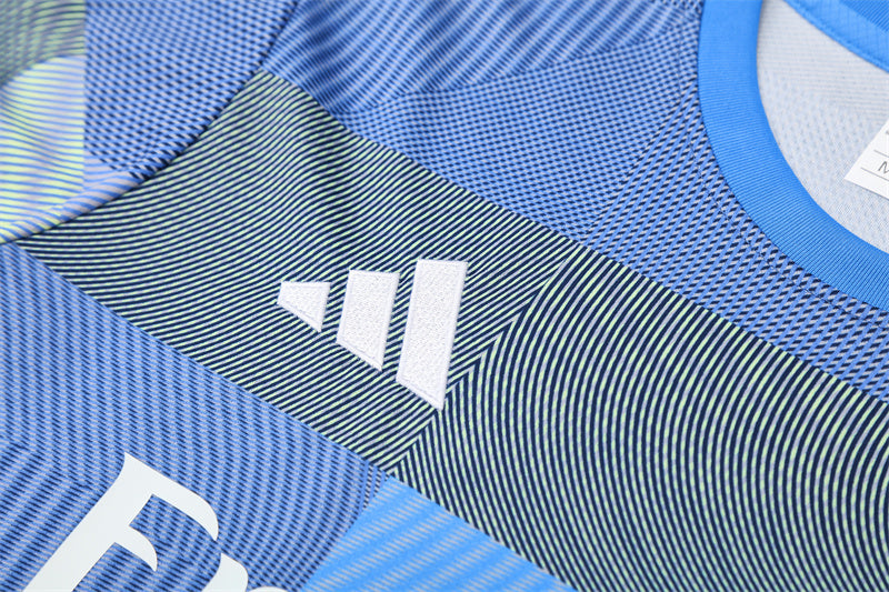 Set Oficial Real Madrid Edición Especial 25/26 – Arte Digital en Azul Galáctico